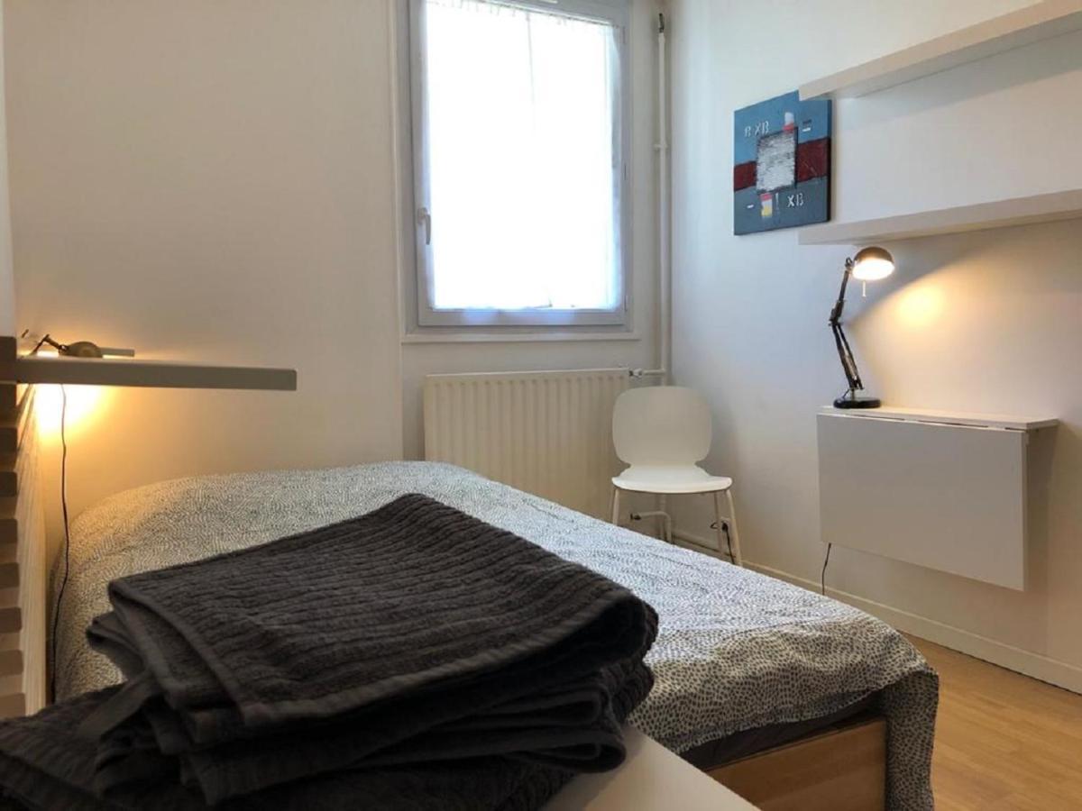 Chambre Paisible Tout Confort Bed & Breakfast Courcouronnes Eksteriør bilde